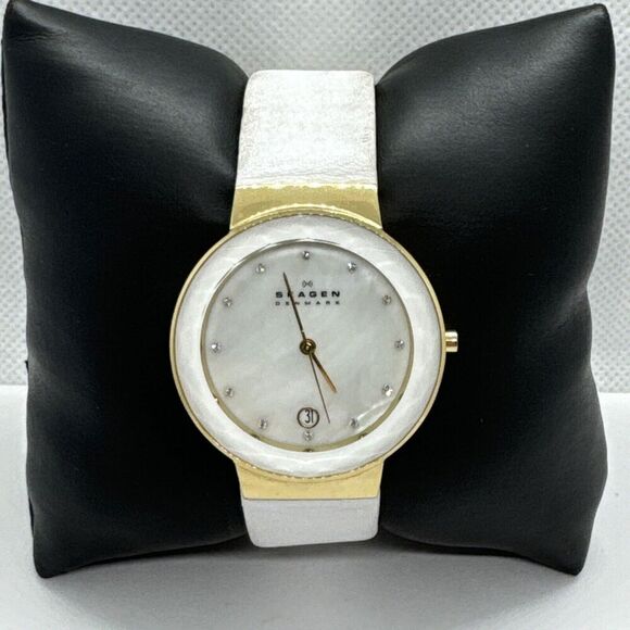 Skagen SKW2033 Women\'s White Leather Mother of Pearl Dial Quartz Watch JNA550 main image 5